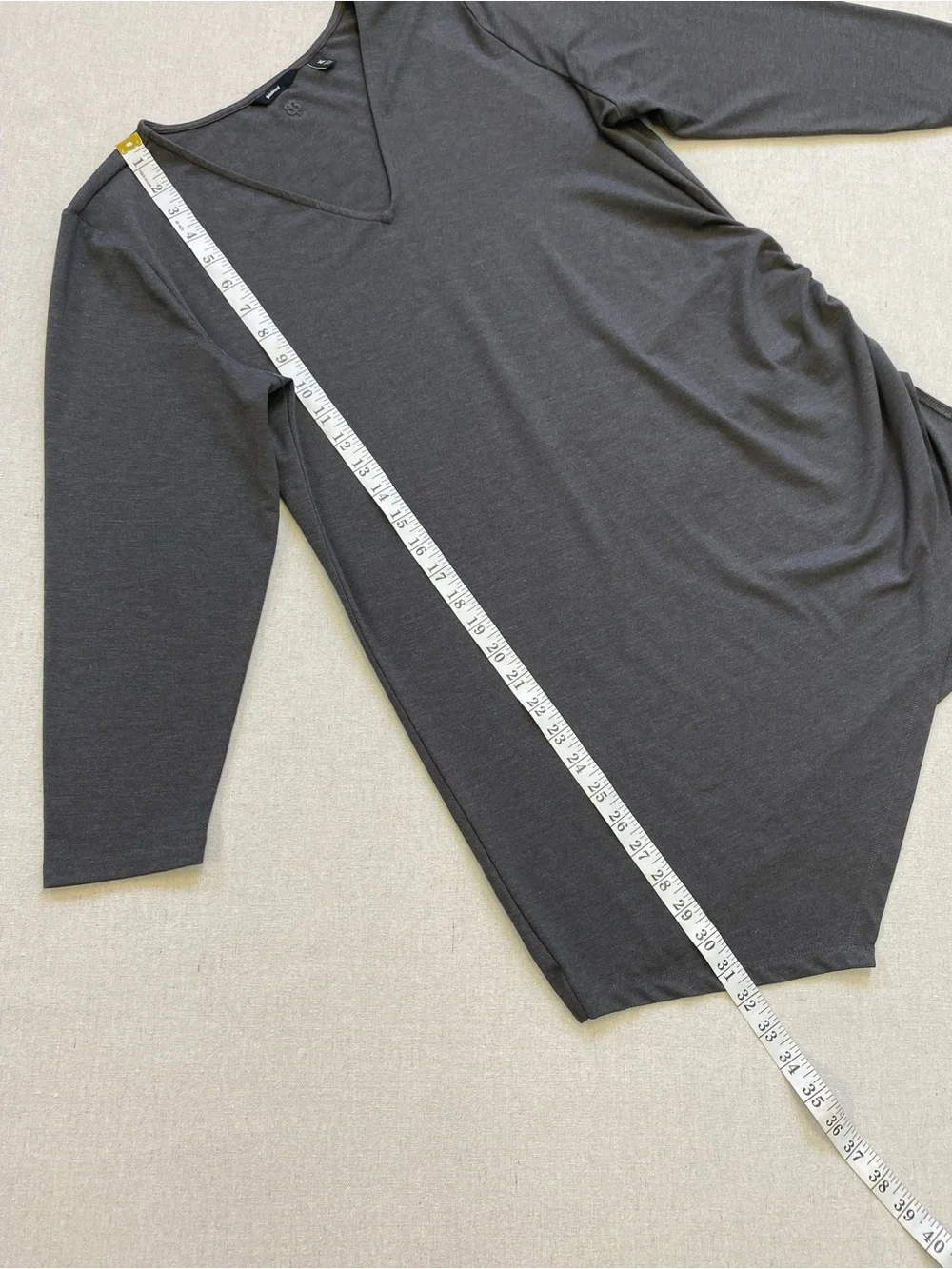 Betabrand Gray Katie Ruched Asymmetrical Side V-neck Tunic